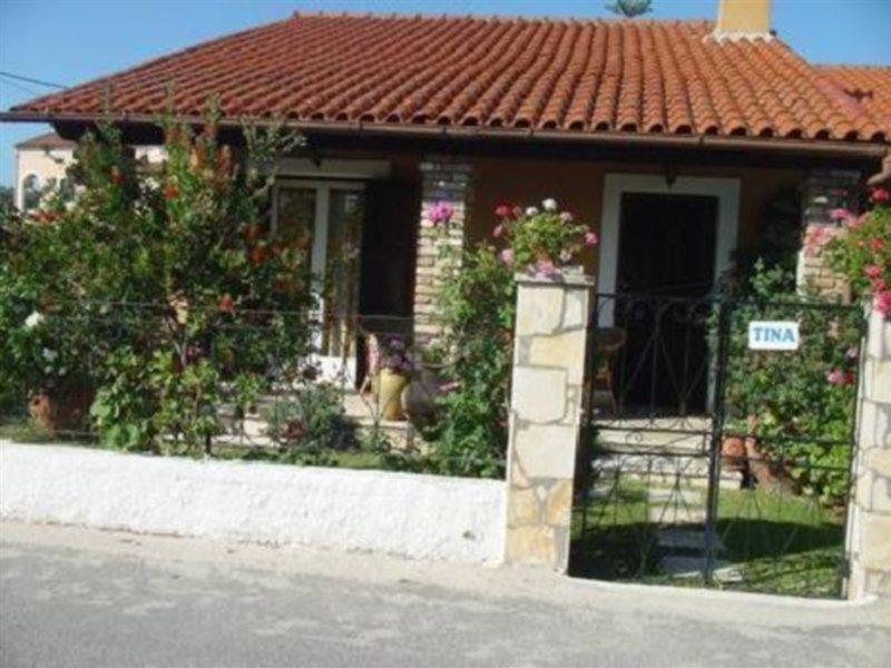 Villa Tina أخارافي المظهر الخارجي الصورة